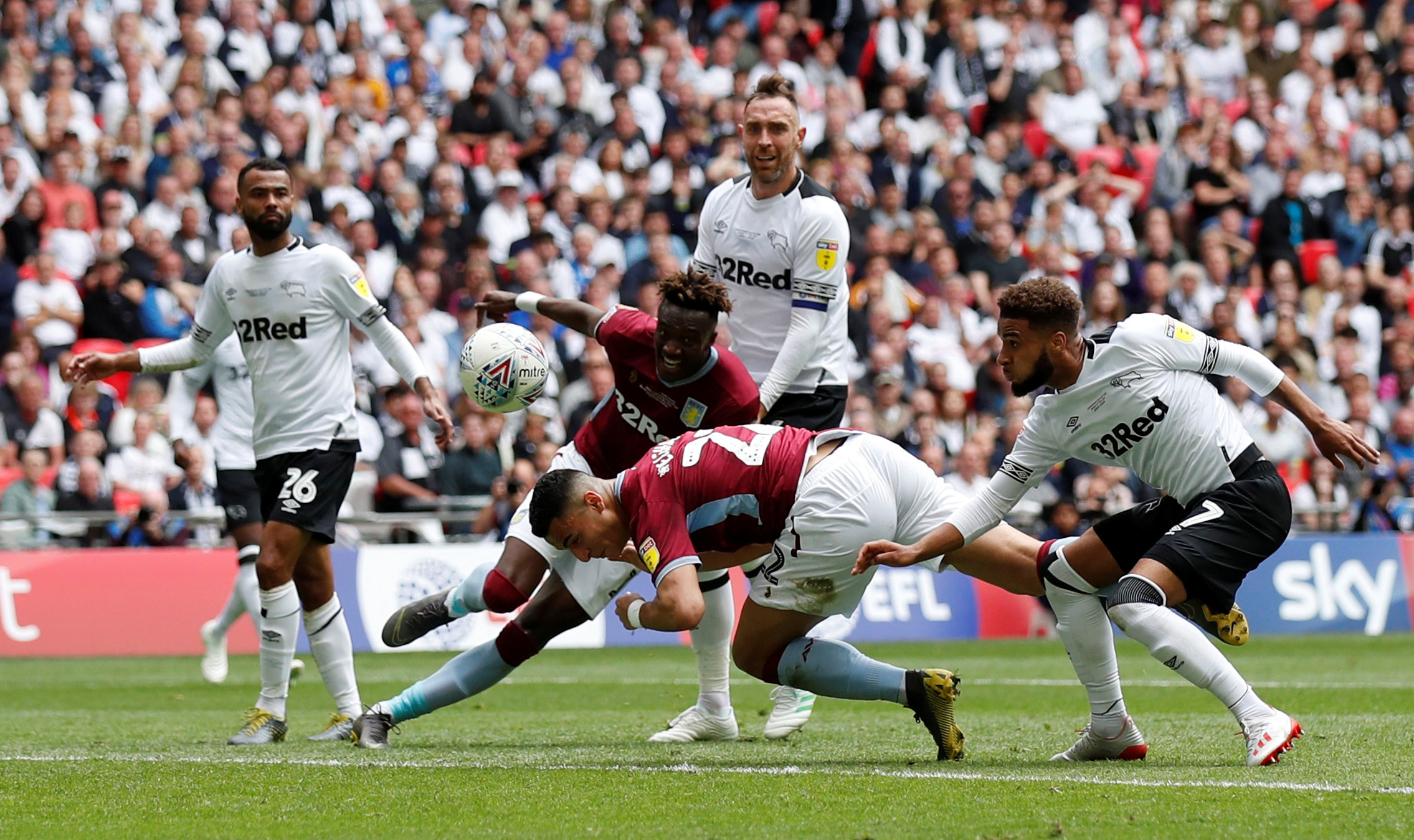 Ruler ：听说今天是我八周年纪念日，感谢送我礼物祝贺我的每个人